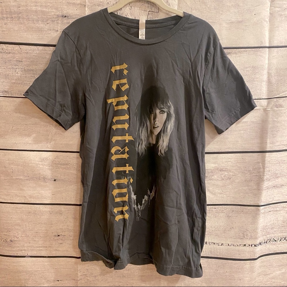 Taylor Swift Reputation Stadium Tour Tee